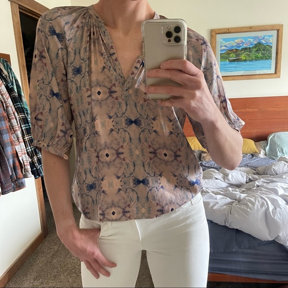 Cali Dreaming Moroccan Top, Size Large, 100% Silk - Picture 8 of 8